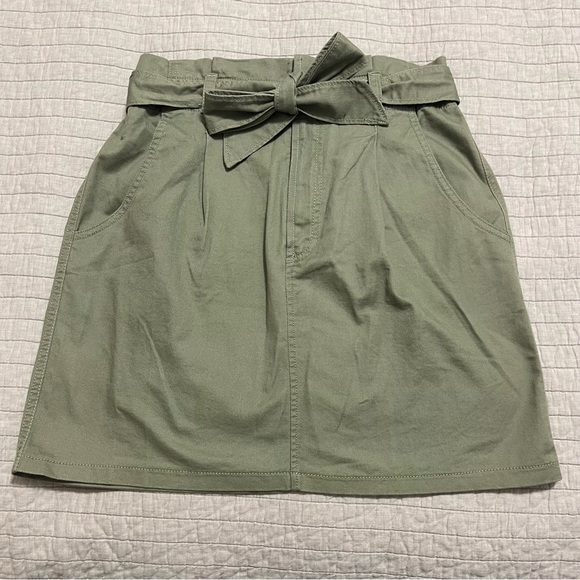 Loft Olive Green Tie Waist Pocket Skirt Style 585866 Size 4 - Picture 1 of 8